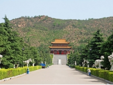 明山九龙园公墓